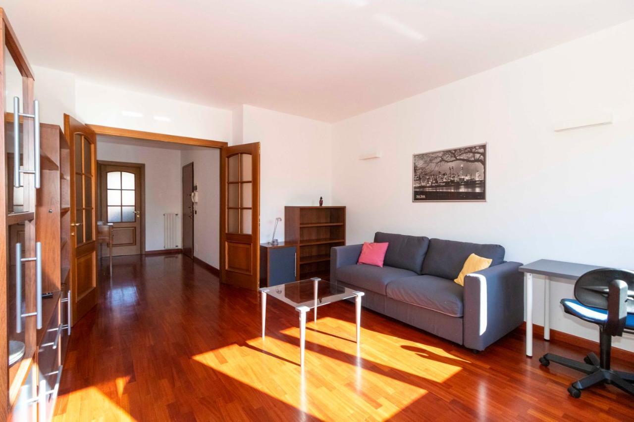 דירות טורינו Cozy&Spacious Apt 2 Min Walk From The Tram Stop! מראה חיצוני תמונה