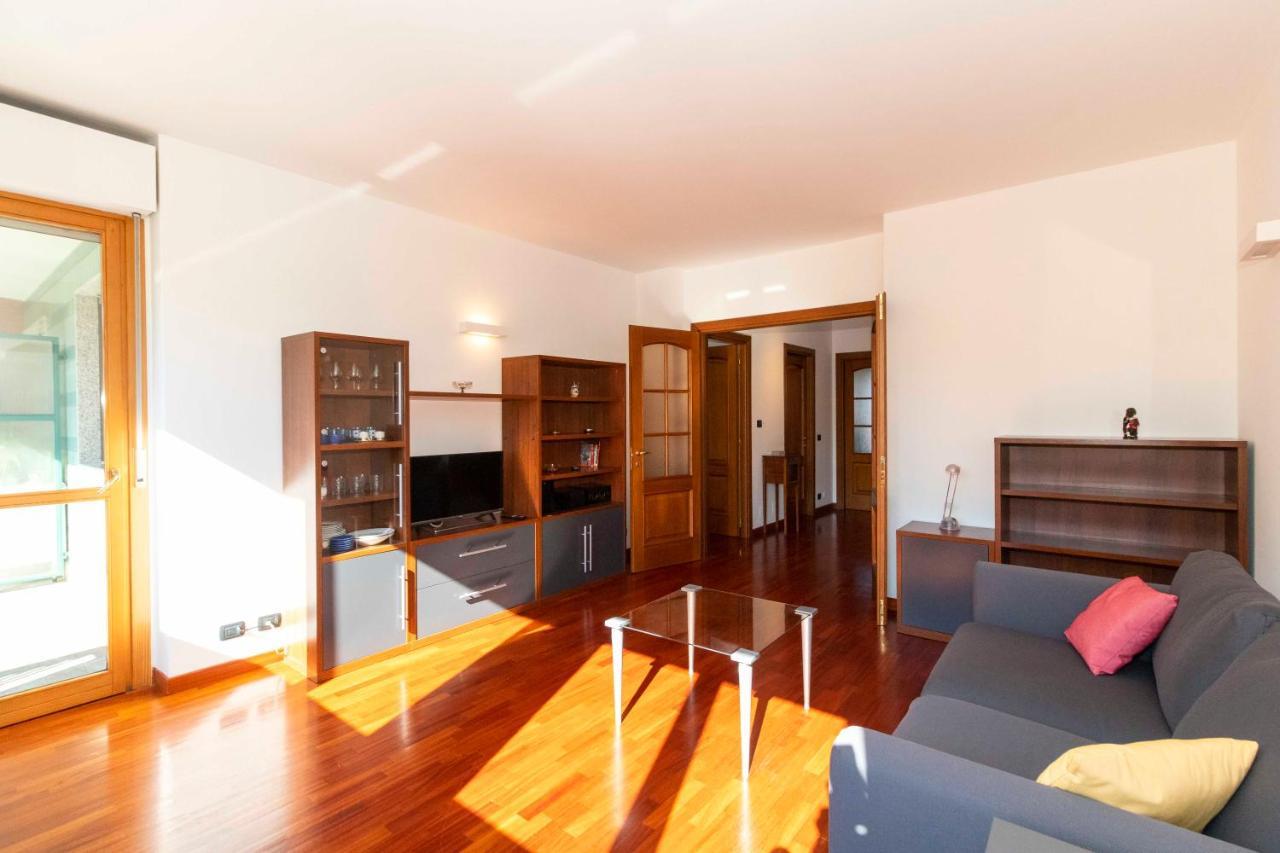דירות טורינו Cozy&Spacious Apt 2 Min Walk From The Tram Stop! מראה חיצוני תמונה